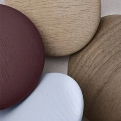 The Dots Hooks Singles Wood By Muuto -Home Furnishing Shop Dots concept wood burgundy light blue oak stained dark brown Muuto 3750x5000 150
